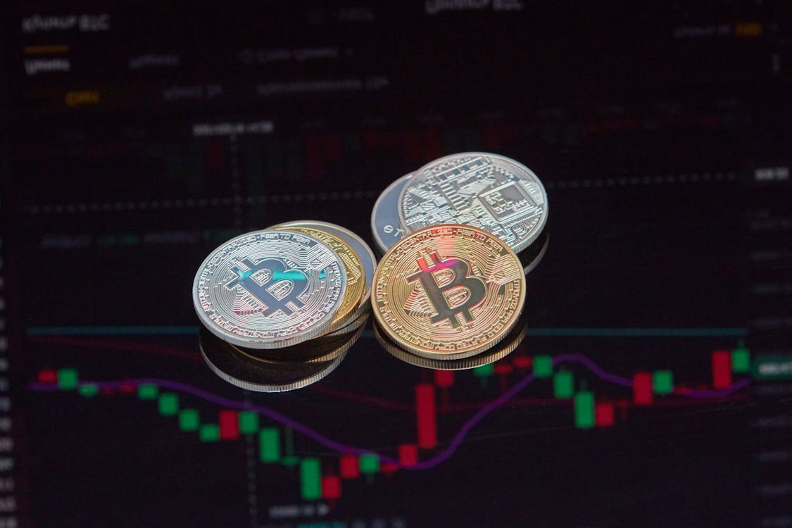A $0.00000044 Entry, a $0.05 Payout: BlockDAG's Locked-In ROI Outshines XRP and Hyperliquid in 2026's Top Crypto Coins image 3